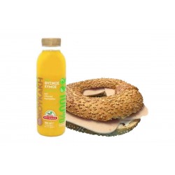 Bagel γεμιστό με φιλαδέλφεια και βραστή γαλοπούλα, 100% φυσικός πορτοκάλι Φάρμα Κουκάκη 